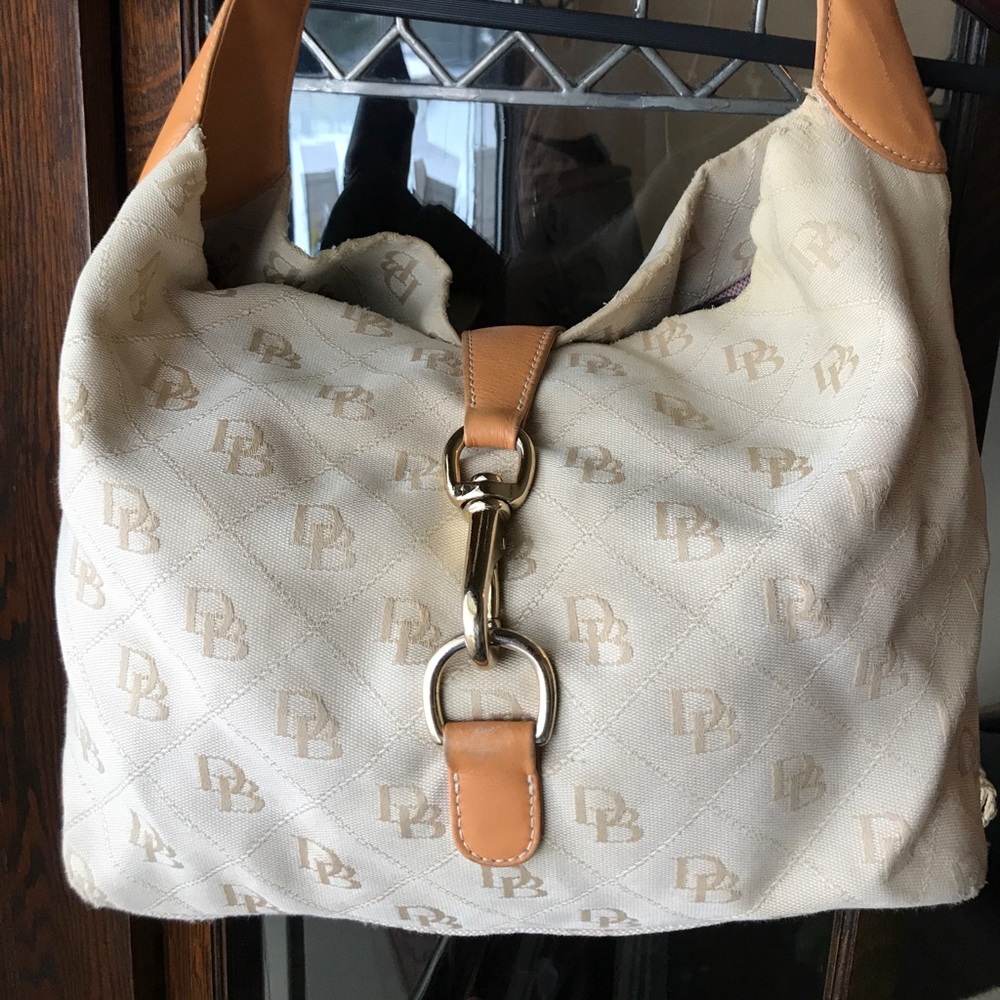 Dooney and bourke logo large lock satchel